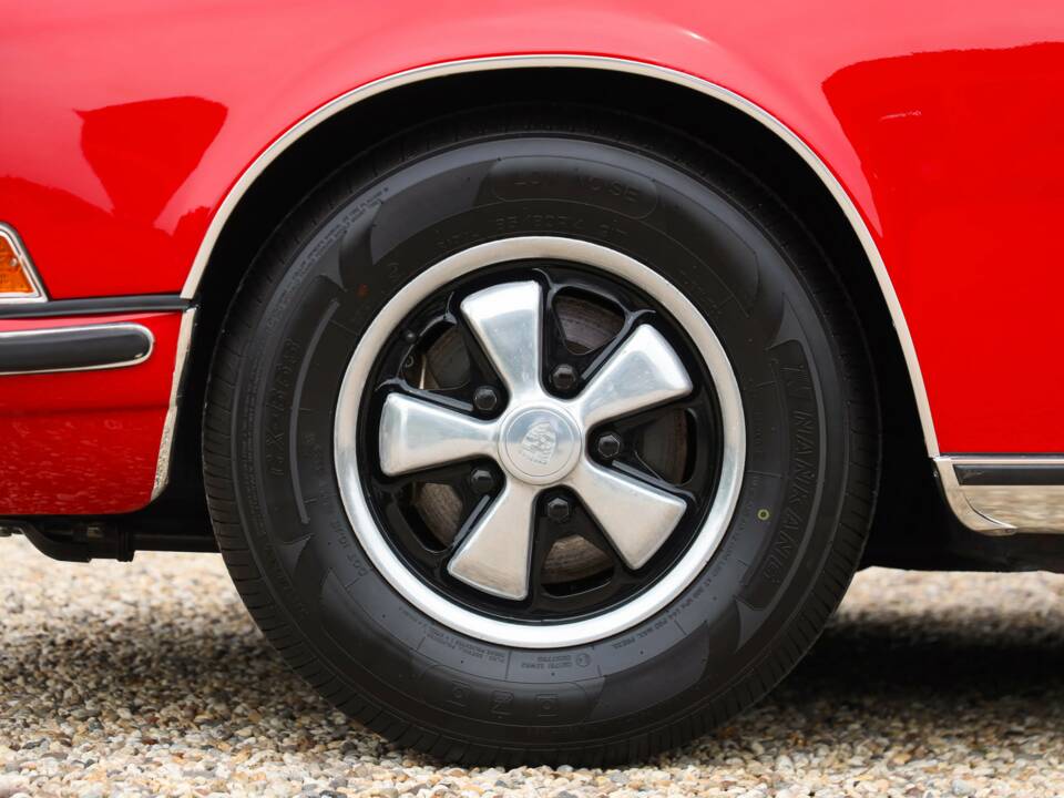 Bild 36/50 von Porsche 911 2.0 T (1970)