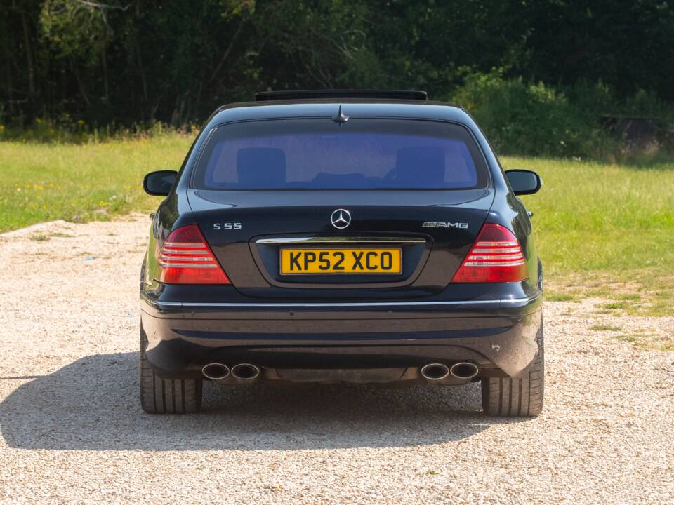 Immagine 37/50 di Mercedes-Benz S 55 AMG (2002)