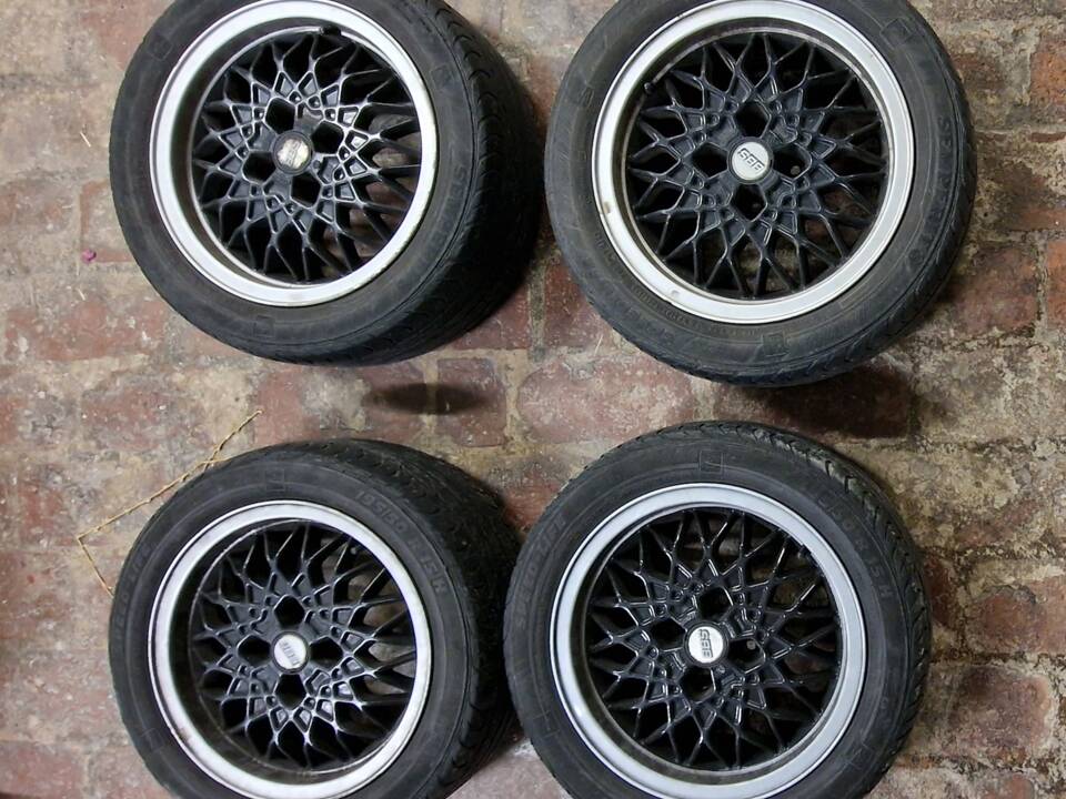 Bild 8/14 von Volkswagen Golf Mk I Convertible 1.8 (1992)