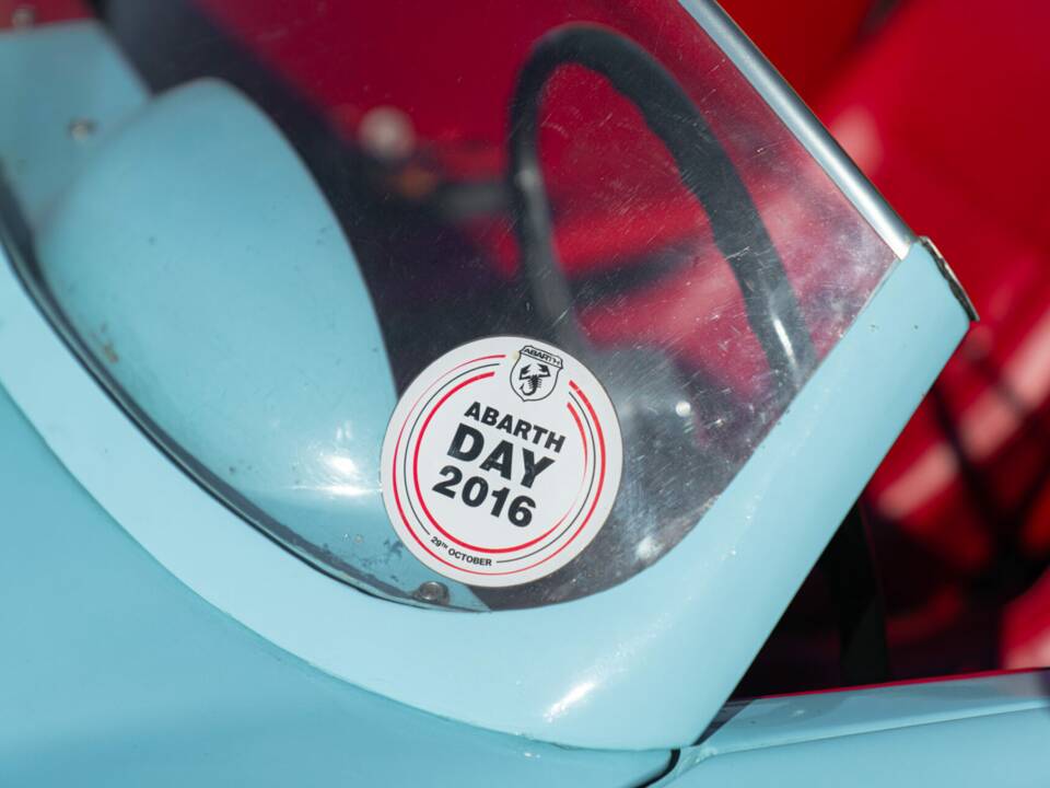 Image 17/50 of Abarth 750 Allemano Spider (1958)