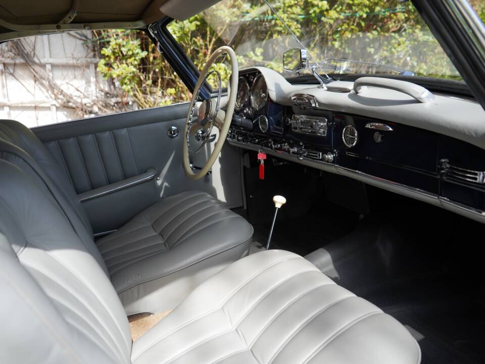 Image 5/20 of Mercedes-Benz 190 SL (1960)