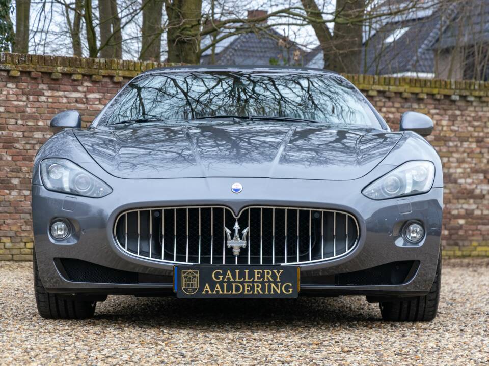 Bild 13/50 von Maserati GranCabrio Sport (2015)