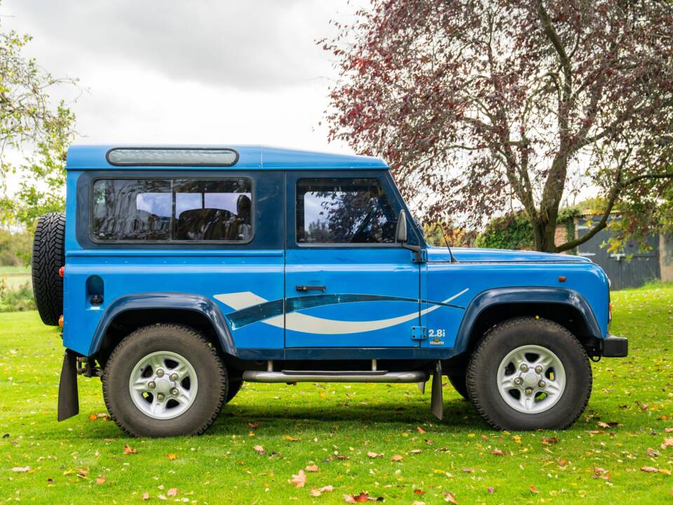 Bild 3/50 von Land Rover Defender 90 &quot;50th Anniversary&quot; (1999)