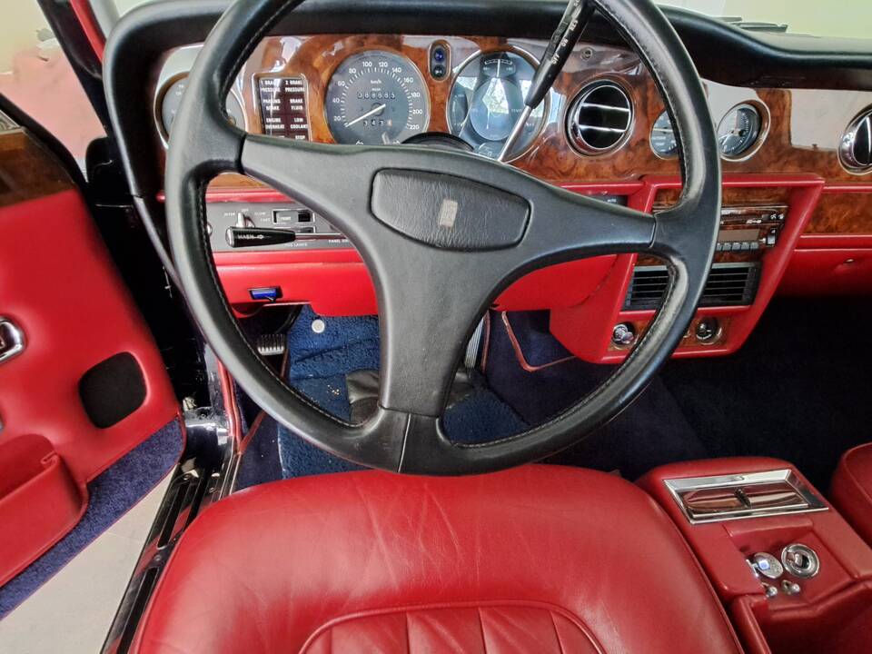 Image 3/4 of Rolls-Royce Silver Shadow II (1980)
