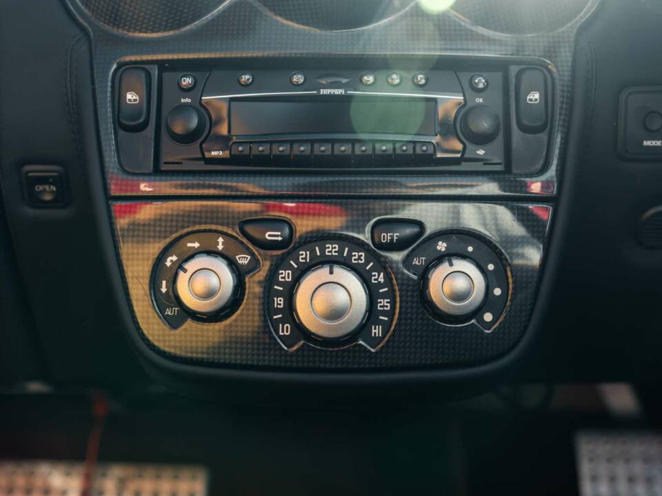 Bild 20/31 von Ferrari F 430 Spider (2006)