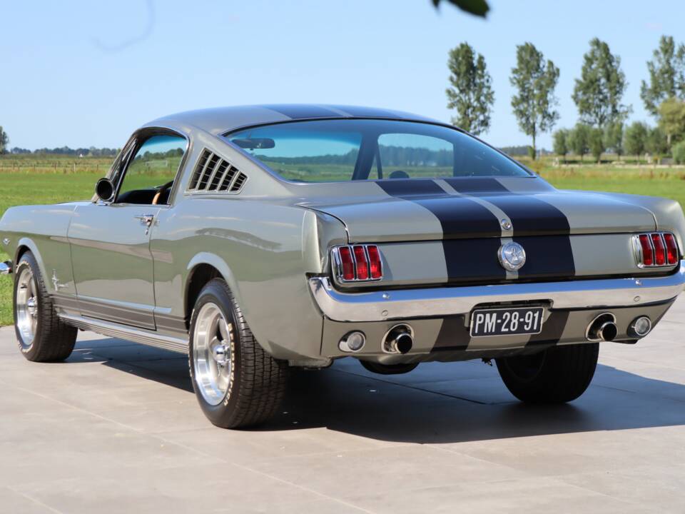 Image 37/50 de Ford Mustang 289 (1966)