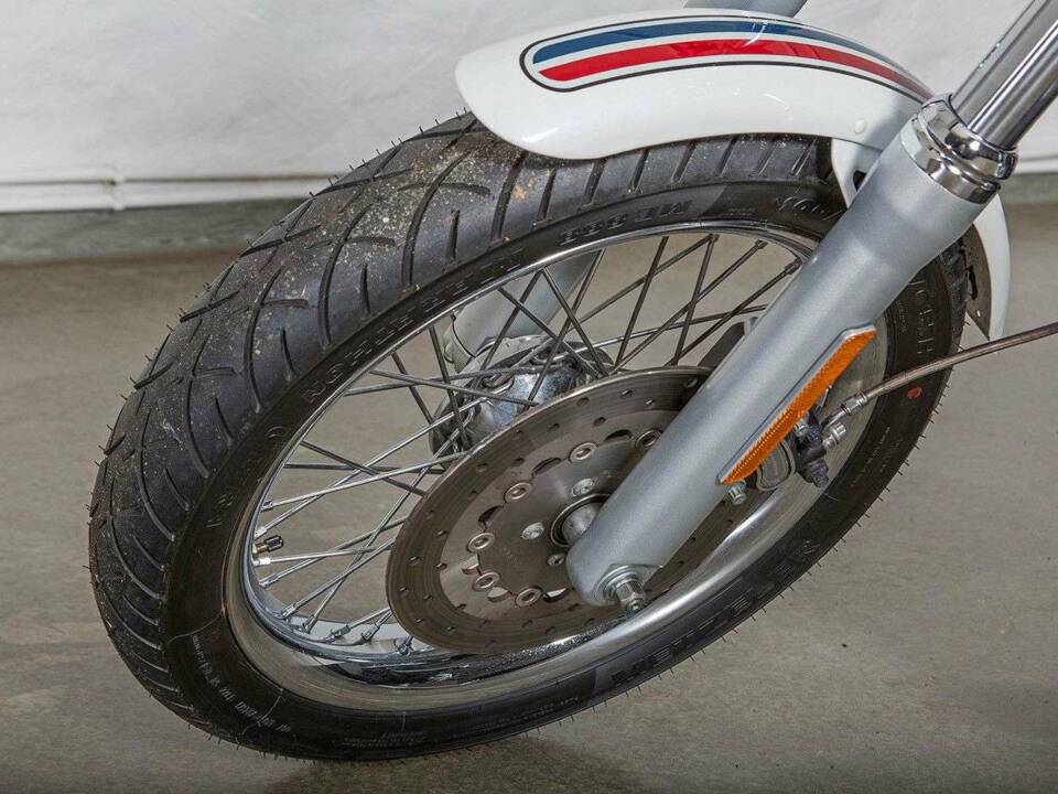 Image 5/31 of Harley-Davidson DUMMY (2005)