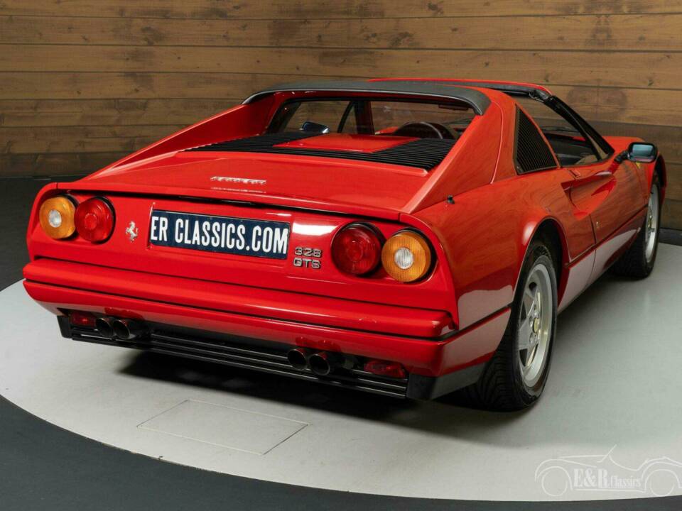 Image 9/19 de Ferrari 328 GTS (1989)