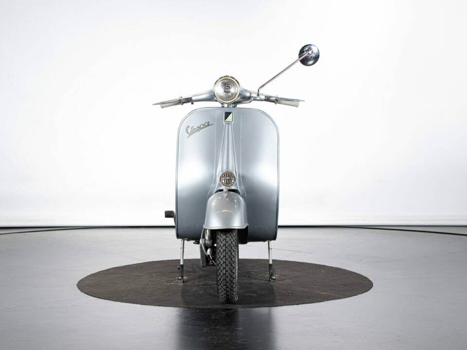 Image 7/45 of Piaggio Vespa 150 (1958)