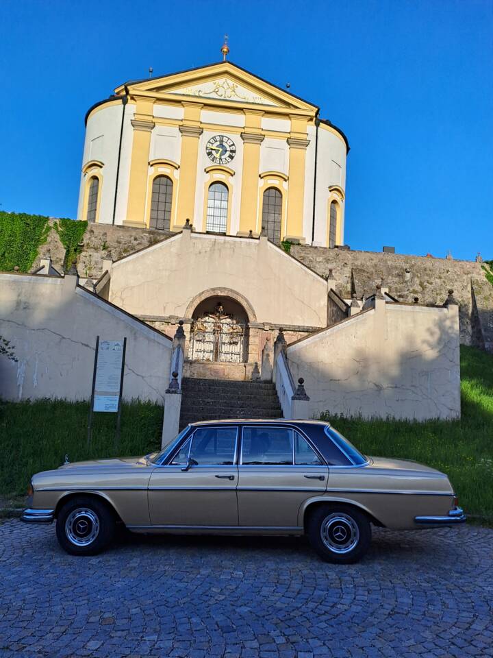 Image 43/73 of Mercedes-Benz 280 SE (1971)