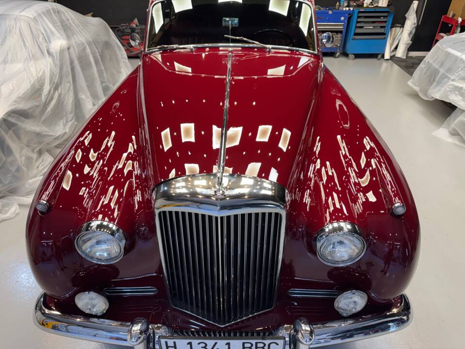 Image 36/81 of Bentley S 1 (1959)