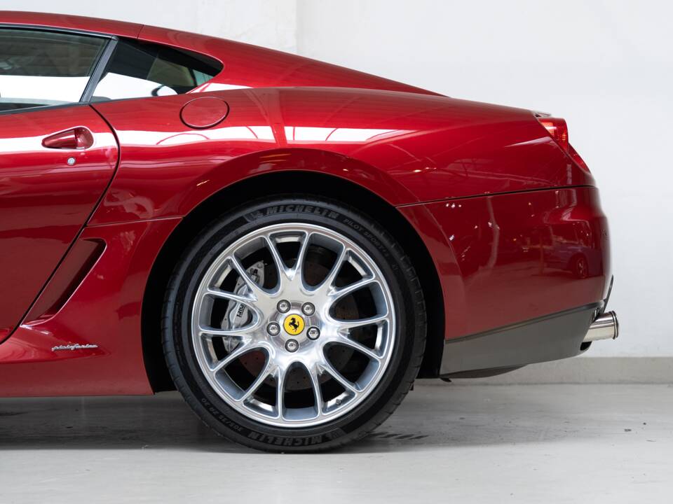 Bild 30/39 von Ferrari 599 GTB (2007)