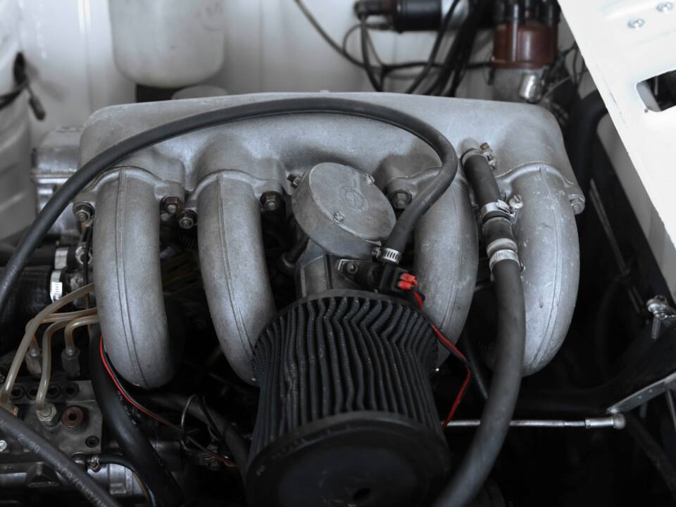 Bild 26/33 von BMW Touring 2000 (1973)