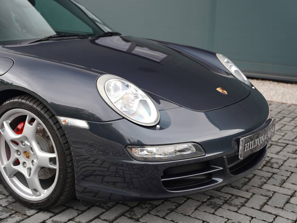 Bild 25/50 von Porsche 911 Carrera 4S (2007)
