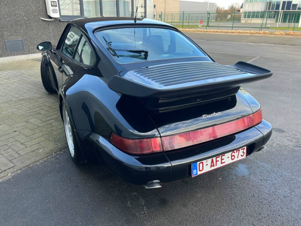 Image 3/5 of Porsche 911 Turbo 3.3 (1992)