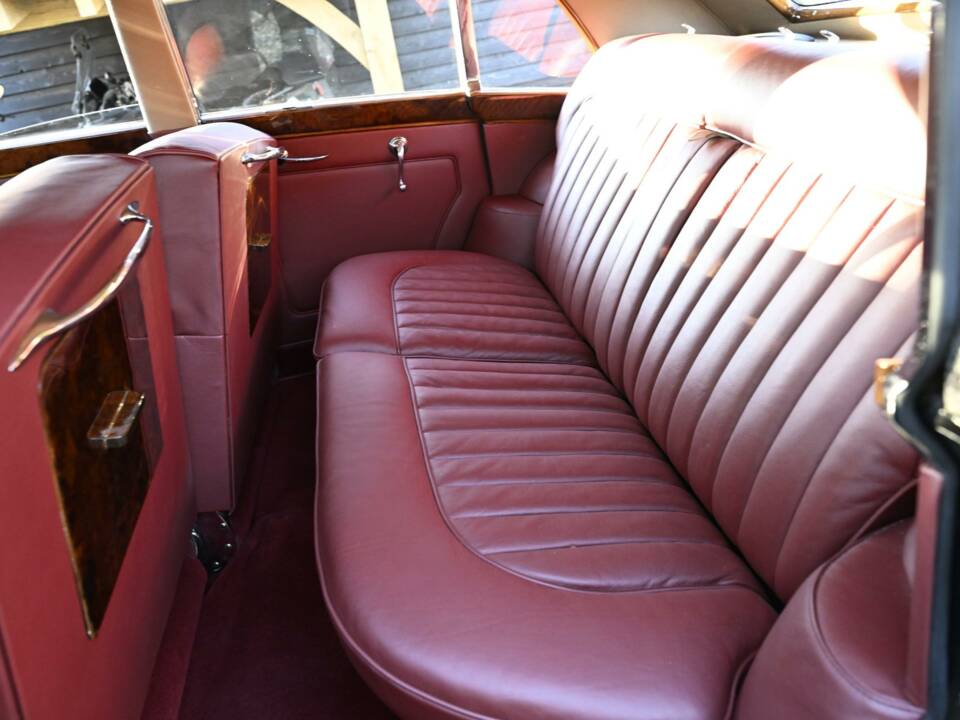 Imagen 39/50 de Rolls-Royce Silver Cloud I (1956)