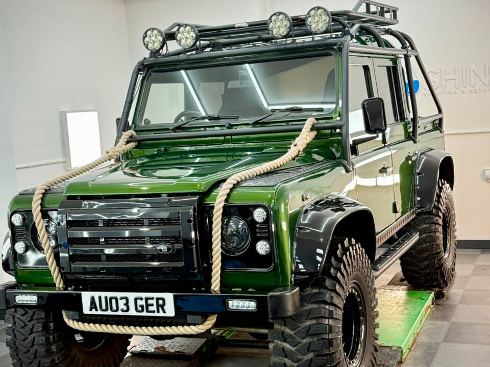 Image 1/31 de Land Rover Defender 110 (2005)