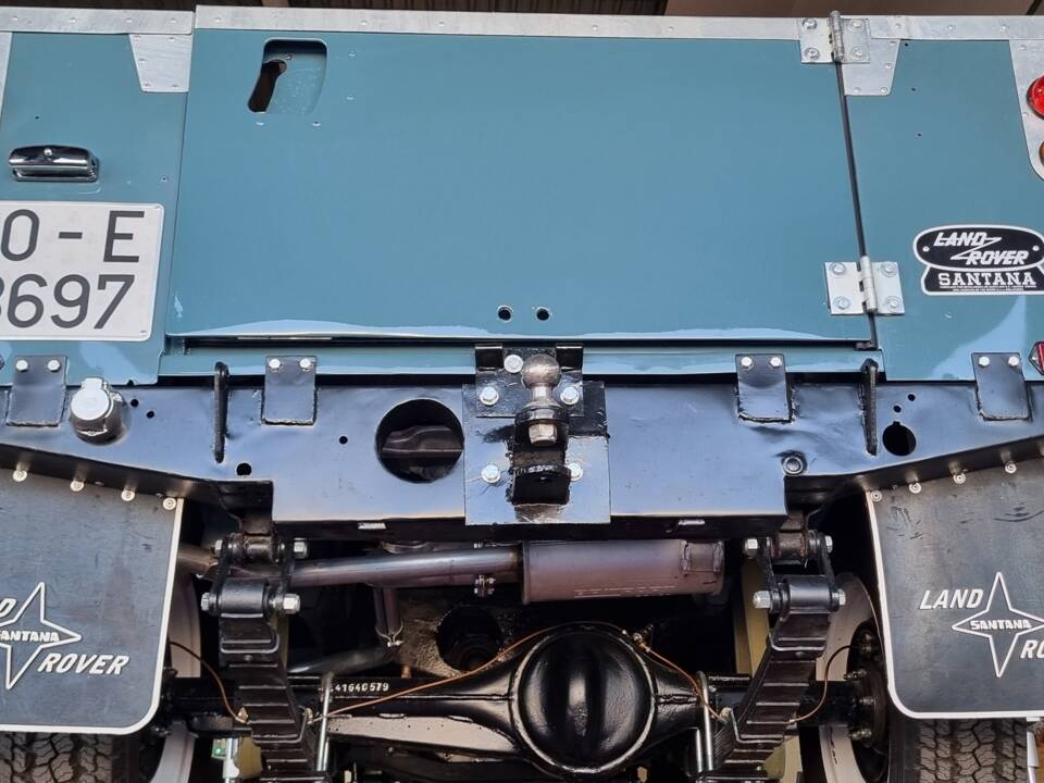 Bild 5/35 von Land Rover 88 (1976)
