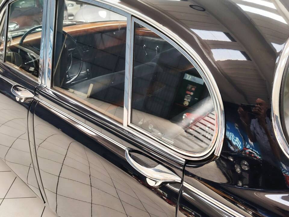 Imagen 28/62 de Jaguar Mk II 3.8 (1967)