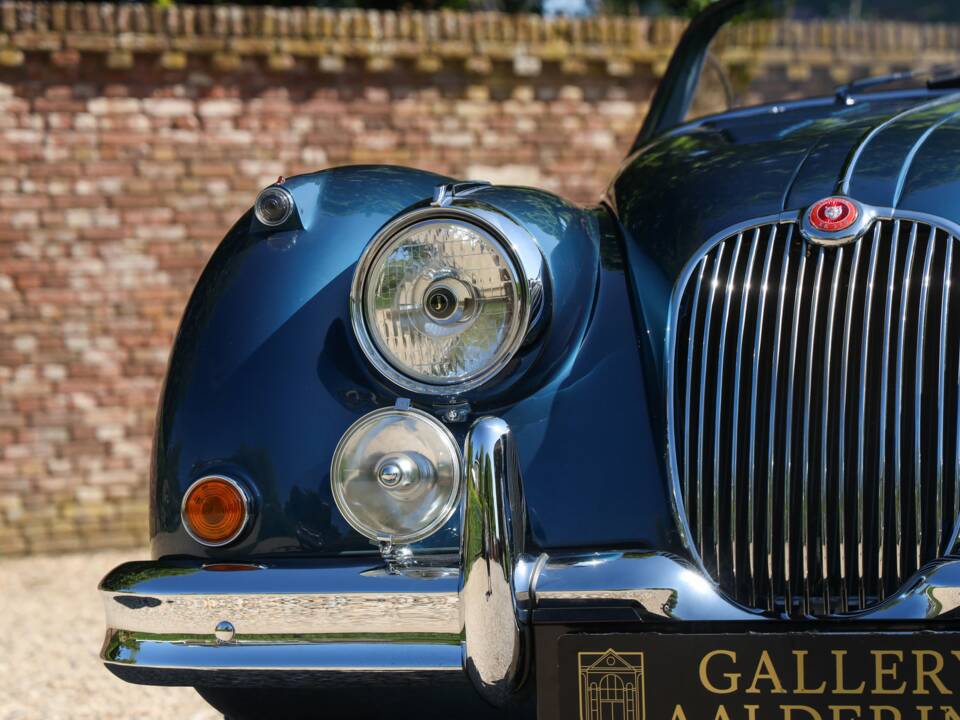 Image 26/50 of Jaguar XK 150 3.4 S OTS (1958)