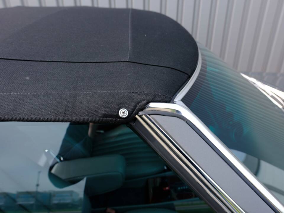 Image 6/97 de Mercedes-Benz 560 SL (1987)