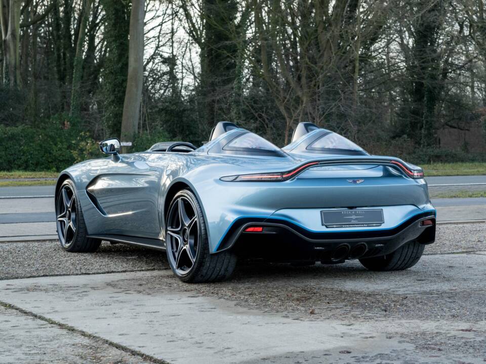 Bild 5/35 von Aston Martin V12 Speedster (2021)