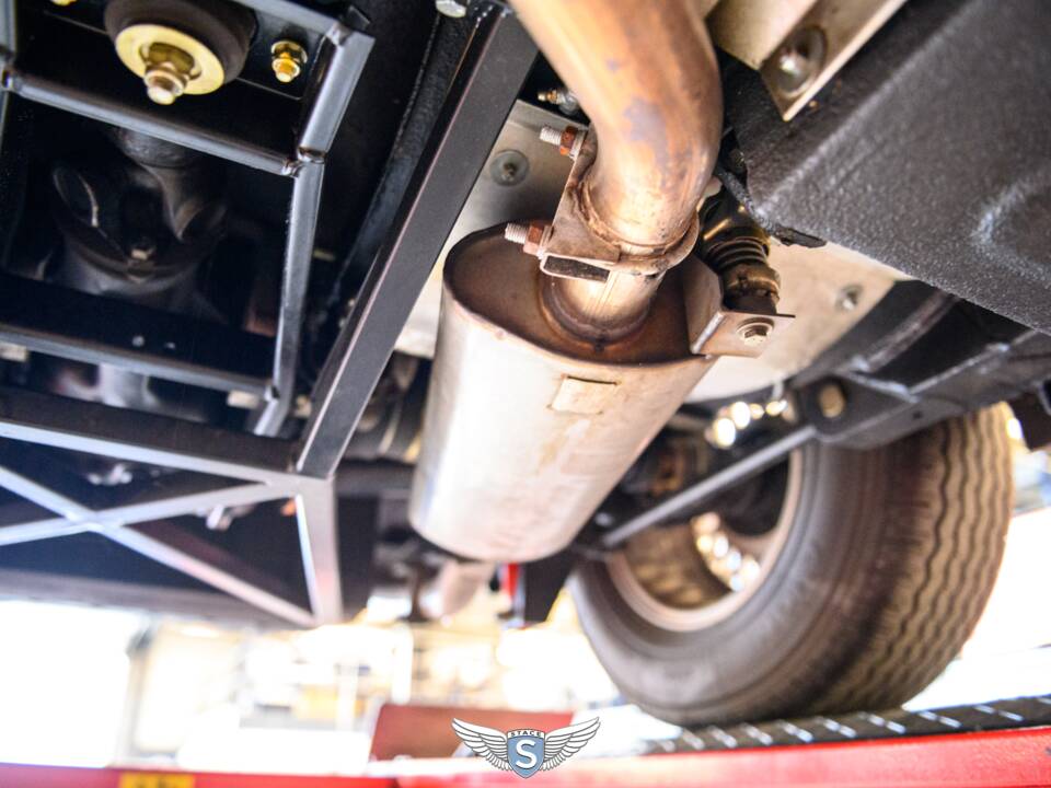 Bild 23/73 von Aston Martin V8 EFi Volante (1987)