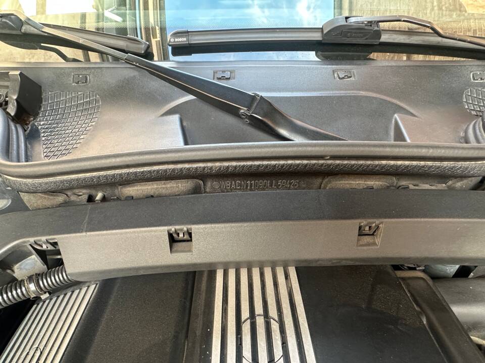 Bild 20/49 von BMW Z3 2.2i (2001)