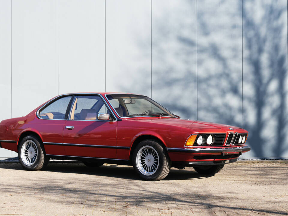 Immagine 14/50 di BMW 633 CSi A (1977)