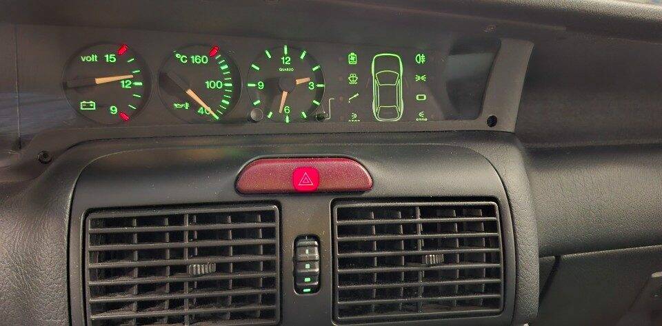 Image 11/49 of Lancia DELTA HPE 2.0 16V TURBO 3 (1997)