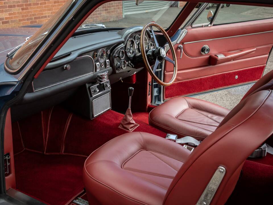 Imagen 34/43 de Aston Martin DB 6 Vantage (1967)