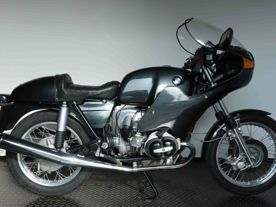 Image 1/45 of BMW R 100/7 (1977)