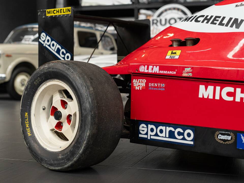 Image 19/50 of Alfa Romeo Formula Alfa Boxer (1987)