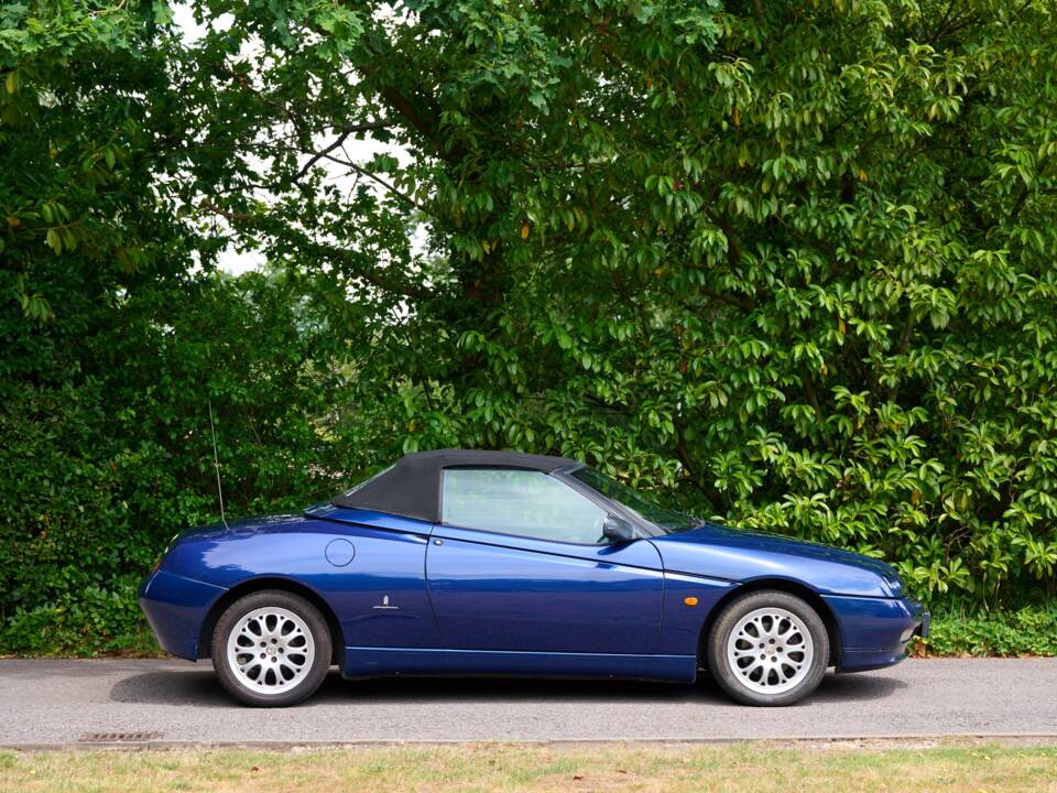 Image 9/50 of Alfa Romeo Spider 2.0 Twin Spark 16V (2001)