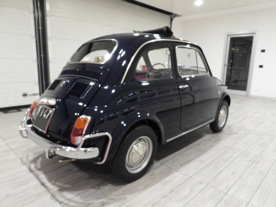 Image 4/15 of FIAT 500 L (1969)