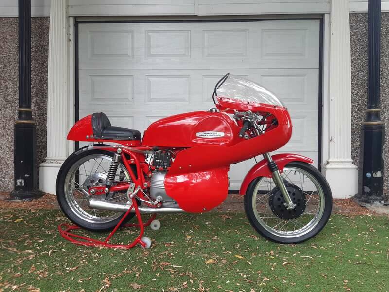Imagen 1/24 de Aermacchi Harley-Davidson DUMMY (1965)