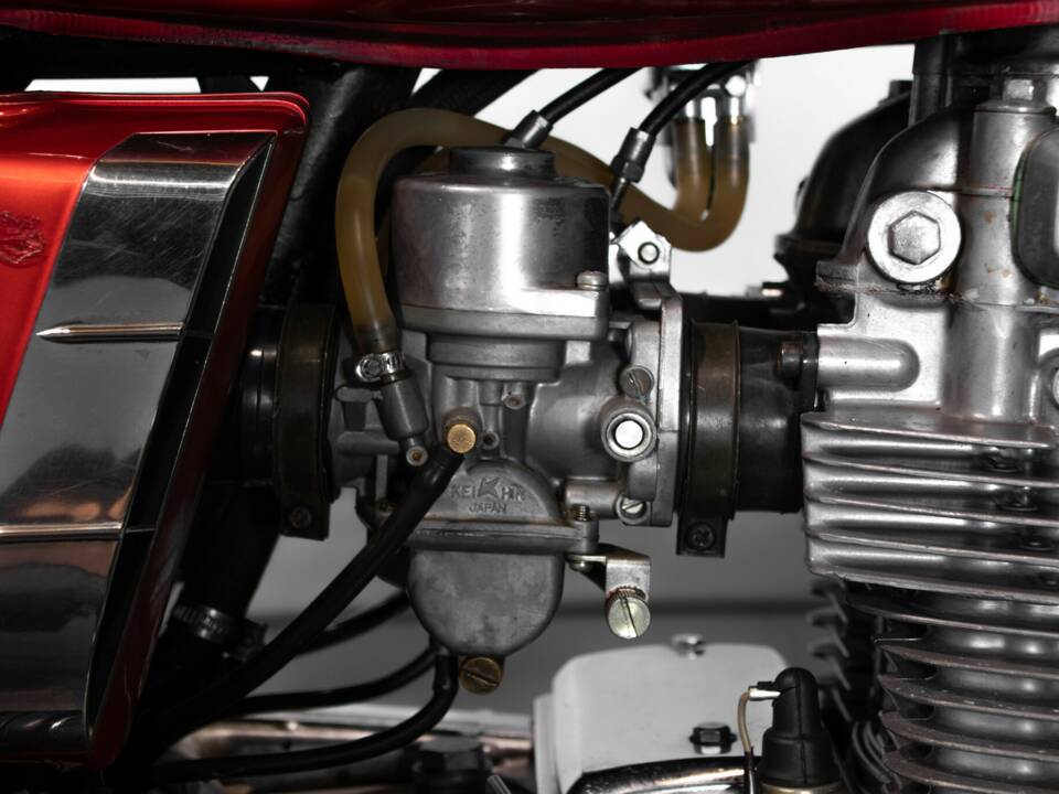 Bild 10/40 von Kawasaki Z 400 (1975)