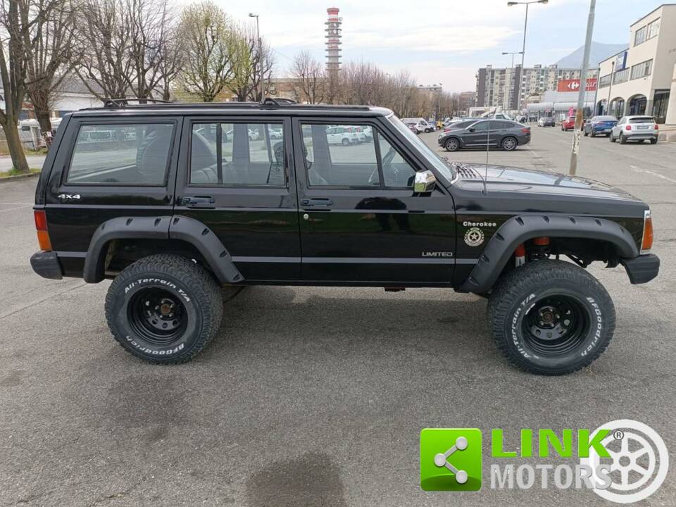 Immagine 2/10 di Jeep Cherokee (1989)