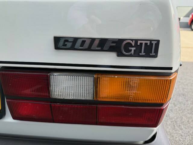 Image 22/22 of Volkswagen Golf Mk I GTI 1.8 (1983)