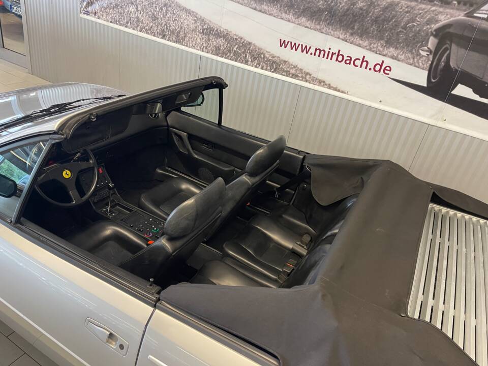 Immagine 15/20 di Ferrari Mondial T (1991)
