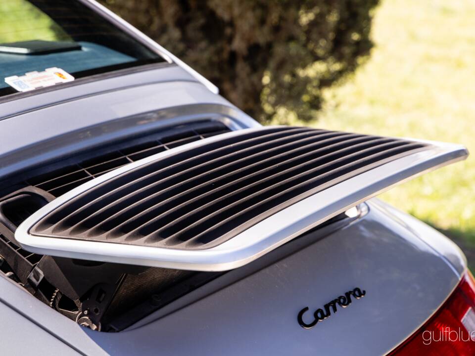 Immagine 9/73 di Porsche 911 Carrera (1995)