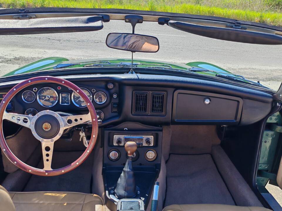 Immagine 30/37 di MG MGB (1972)