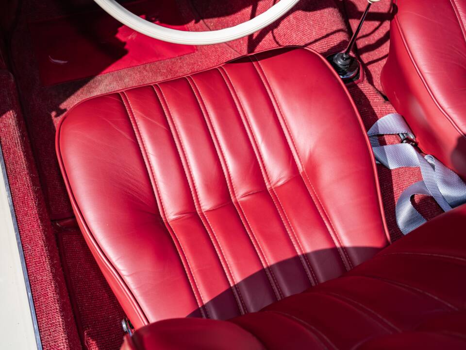 Image 16/33 de Mercedes-Benz 190 SL (1959)