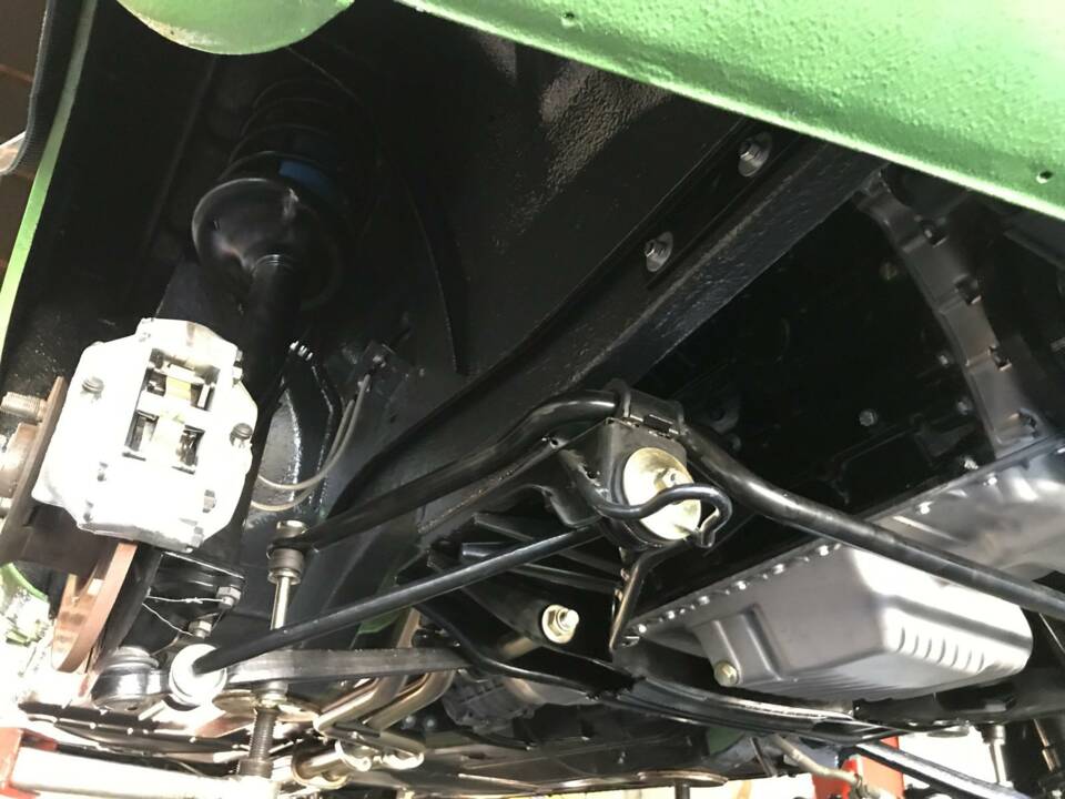 Image 39/43 of BMW 2,5 CS (1975)