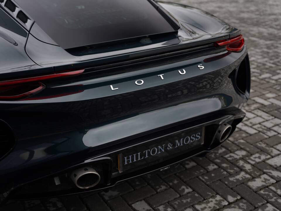 Image 50/50 de Lotus Emira &quot;First Edition&quot; (2023)