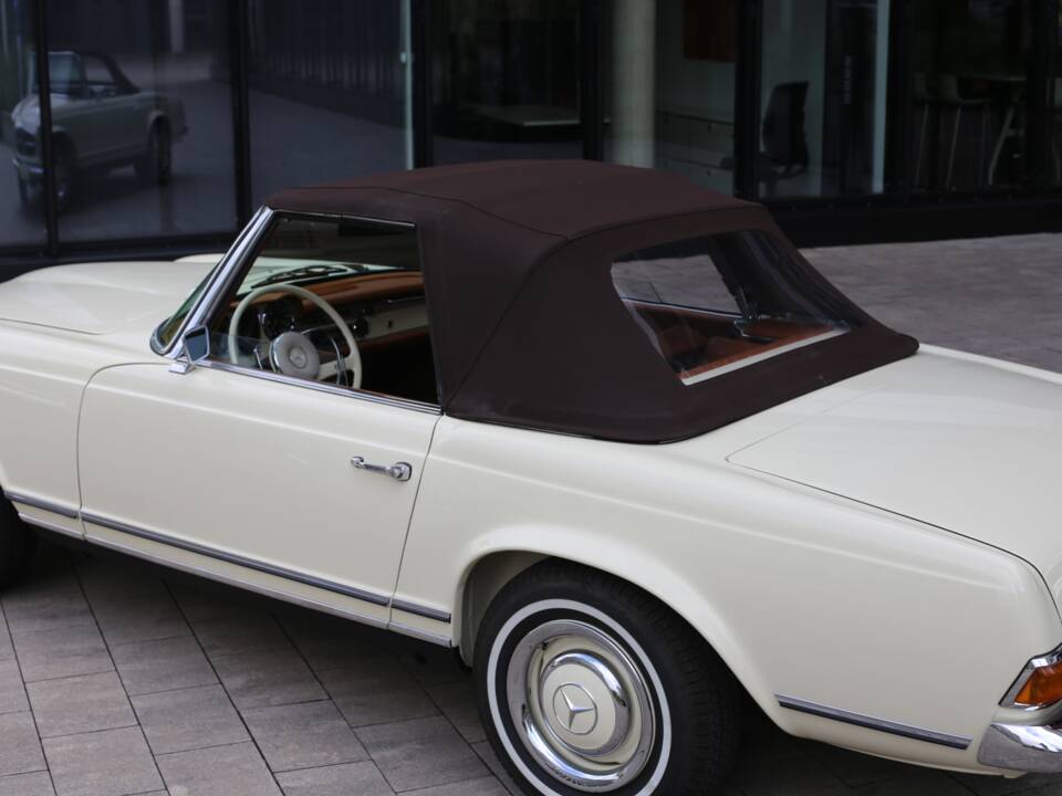 Imagen 44/50 de Mercedes-Benz 230 SL (1965)