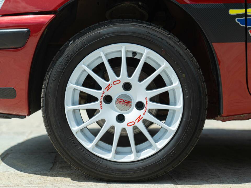 Imagen 25/50 de Peugeot 106 1.1 (2003)