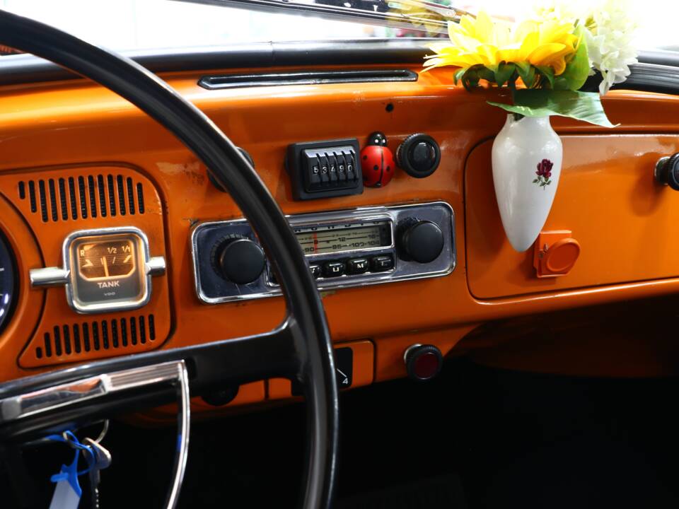 Bild 21/31 von Volkswagen Käfer 1200 (1972)