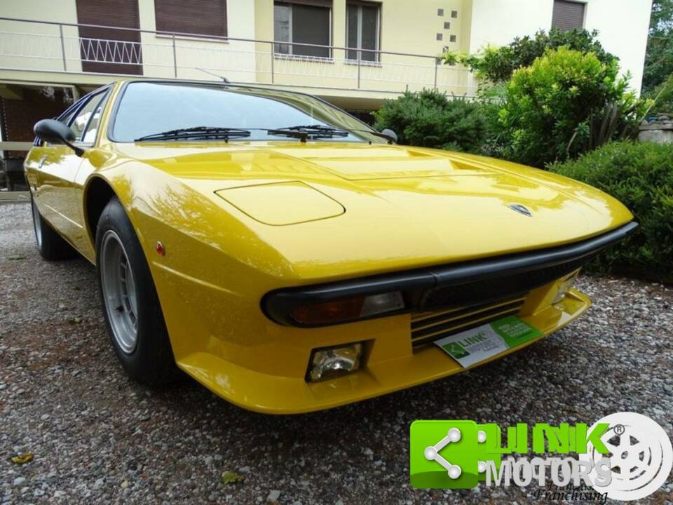 Immagine 2/10 di Lamborghini Urraco P 250 (1973)