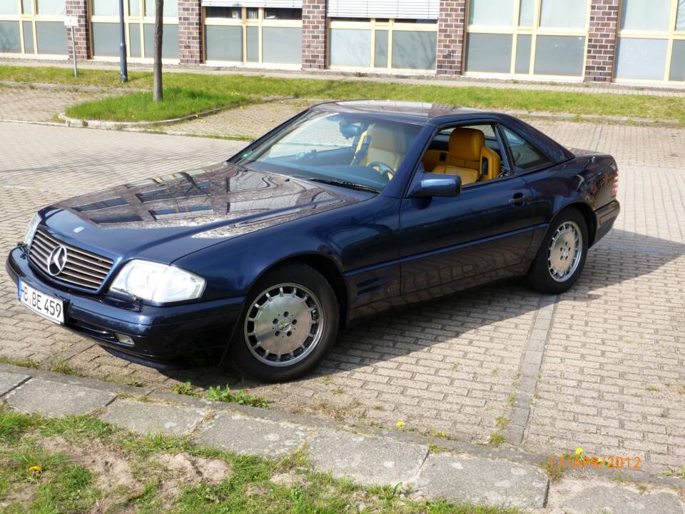 Bild 4/4 von Mercedes-Benz SL 280 (1996)